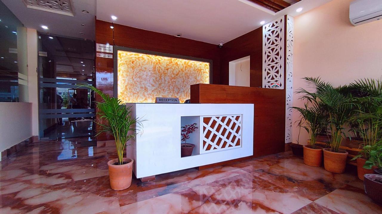 Spring Sky Haridwar By Shrigo Hotels Kültér fotó